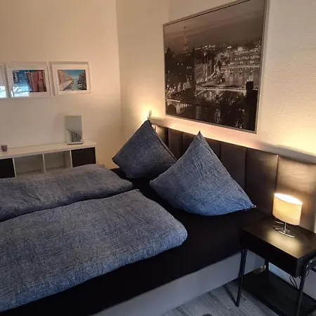 Appartement Lavendel, Ferienwohnung Mit Eigenem Eingang Wie Ein Kleines Haus Bad Salzuflen Exterior photo