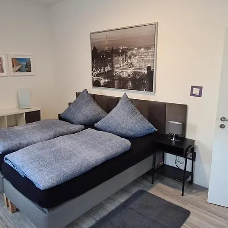 Appartement Lavendel, Ferienwohnung Mit Eigenem Eingang Wie Ein Kleines Haus Bad Salzuflen Exterior photo