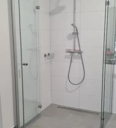 Appartement Lavendel, Ferienwohnung Mit Eigenem Eingang Wie Ein Kleines Haus Bad Salzuflen Exterior photo