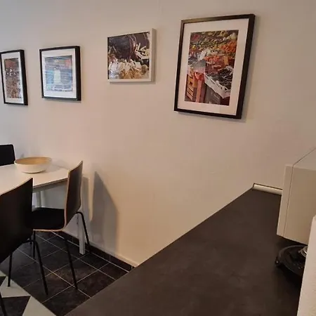 Appartement Lavendel, Ferienwohnung Mit Eigenem Eingang Wie Ein Kleines Haus Bad Salzuflen Exterior photo